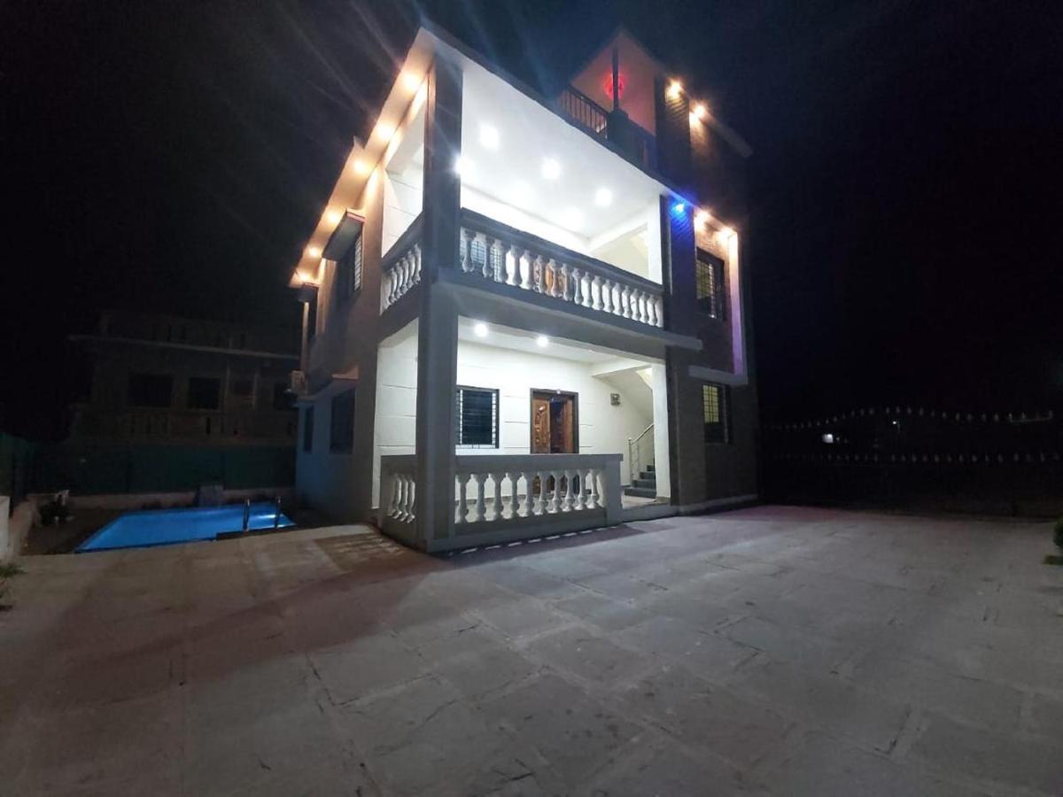 A2Zroomz Aarya Villa 4 Bhk Lonavala Esterno foto